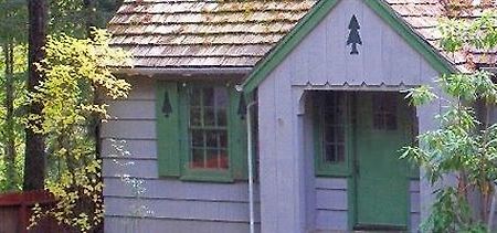 סיסטרס Mckenzie River Mountain Resort מראה חיצוני תמונה