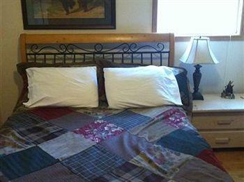 סיסטרס Mckenzie River Mountain Resort מראה חיצוני תמונה
